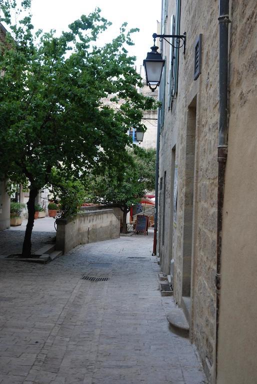 Bed and Breakfast Le Richelieu Uzès Exterior foto