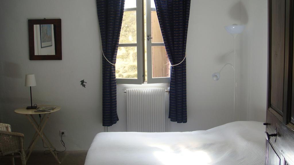 Bed and Breakfast Le Richelieu Uzès Exterior foto