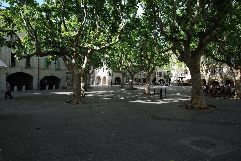 Bed and Breakfast Le Richelieu Uzès Exterior foto