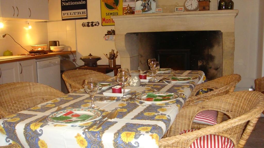 Bed and Breakfast Le Richelieu Uzès Exterior foto