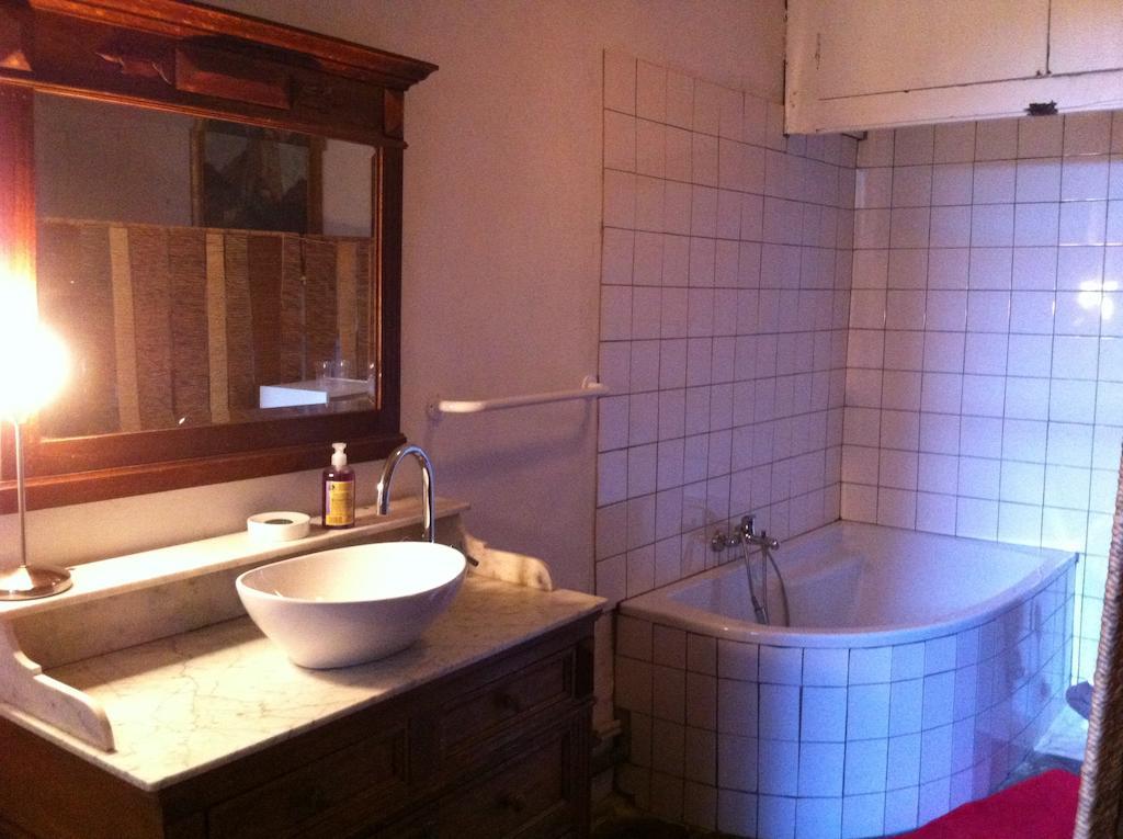 Bed and Breakfast Le Richelieu Uzès Exterior foto